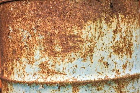 protecting aluminum from corrosion